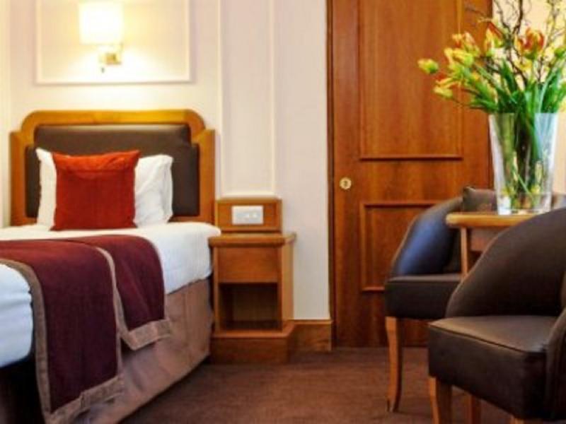 Leonardo Hotel Inverness - Formerly Jurys Inn Ngoại thất bức ảnh